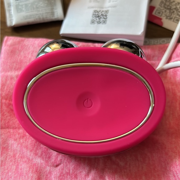FOREO bear basically new! - Picture 3 of 4